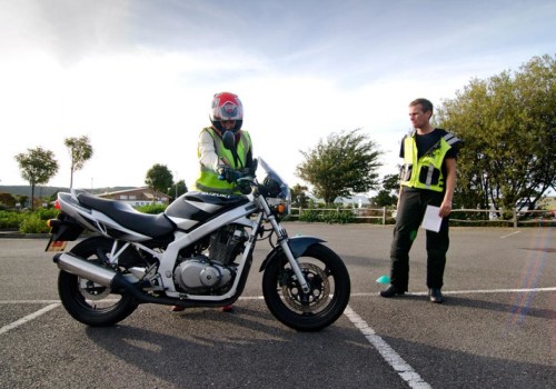 Online License Preparation Courses for Motorcycle Riders