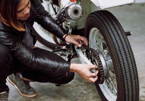 Tire Pressure Checks and Adjustments: Keeping Your Motorcycle Safe and Efficient